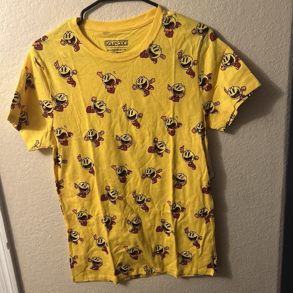 Pac-Man Yellow All Over Print Graphic T Shirt Short Sleeve Arcade Sz. S